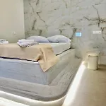 Dione Apartman Ermúpoli
