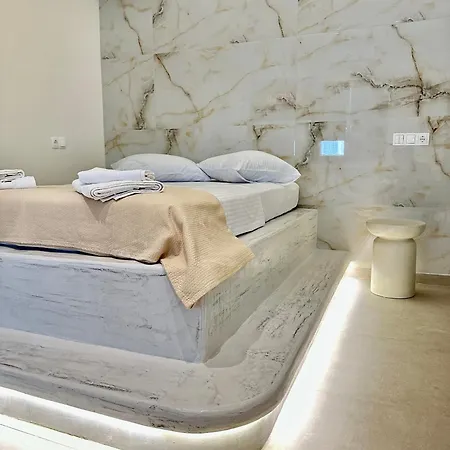 Dione Apartament Ermupoli