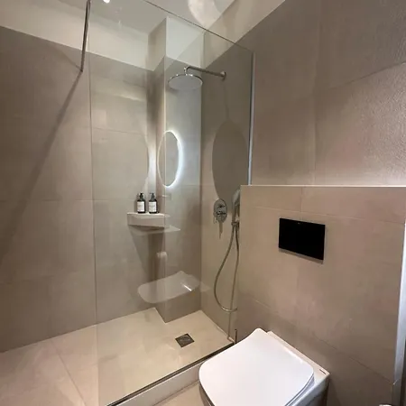 Dione Apartment *