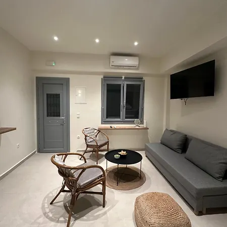 Dione Apartmán Ermupoli